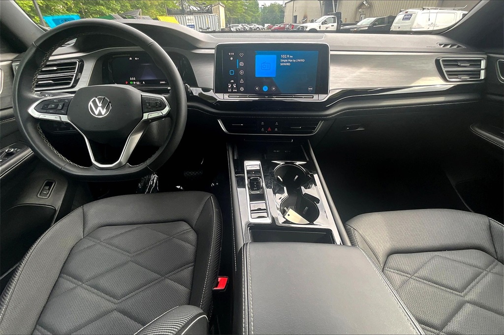 2024 Volkswagen Atlas Cross Sport 2.0T SE w/Technology - Photo 21