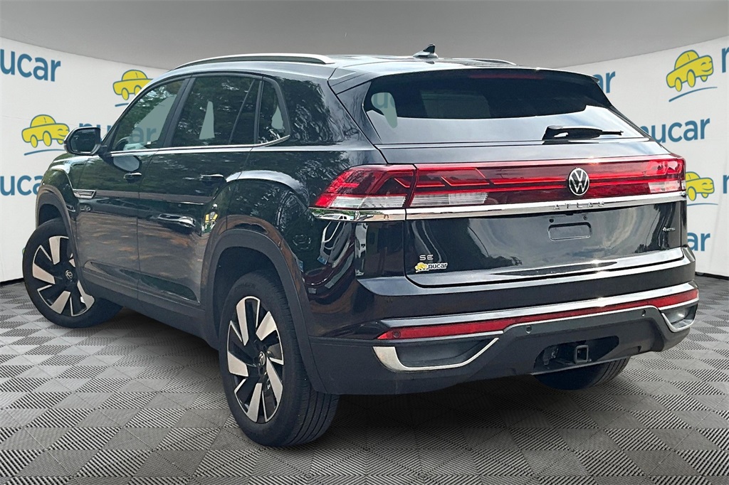2024 Volkswagen Atlas Cross Sport 2.0T SE w/Technology - Photo 4