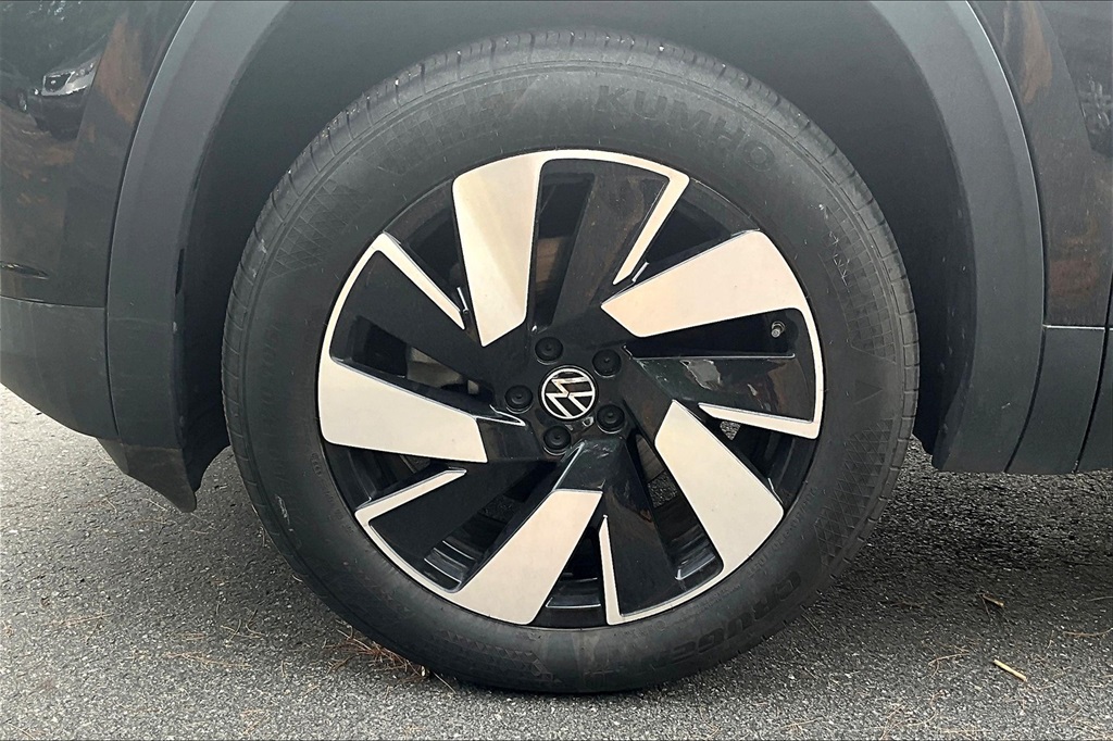2024 Volkswagen Atlas Cross Sport 2.0T SE w/Technology - Photo 7