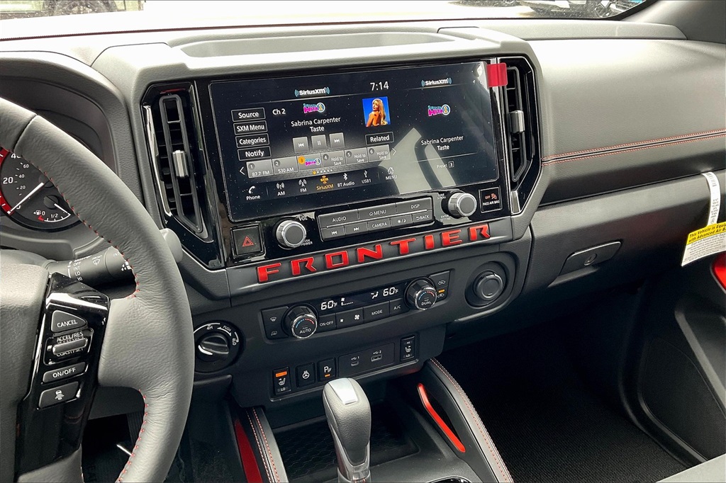 2025 Nissan Frontier PRO-4X - Photo 13
