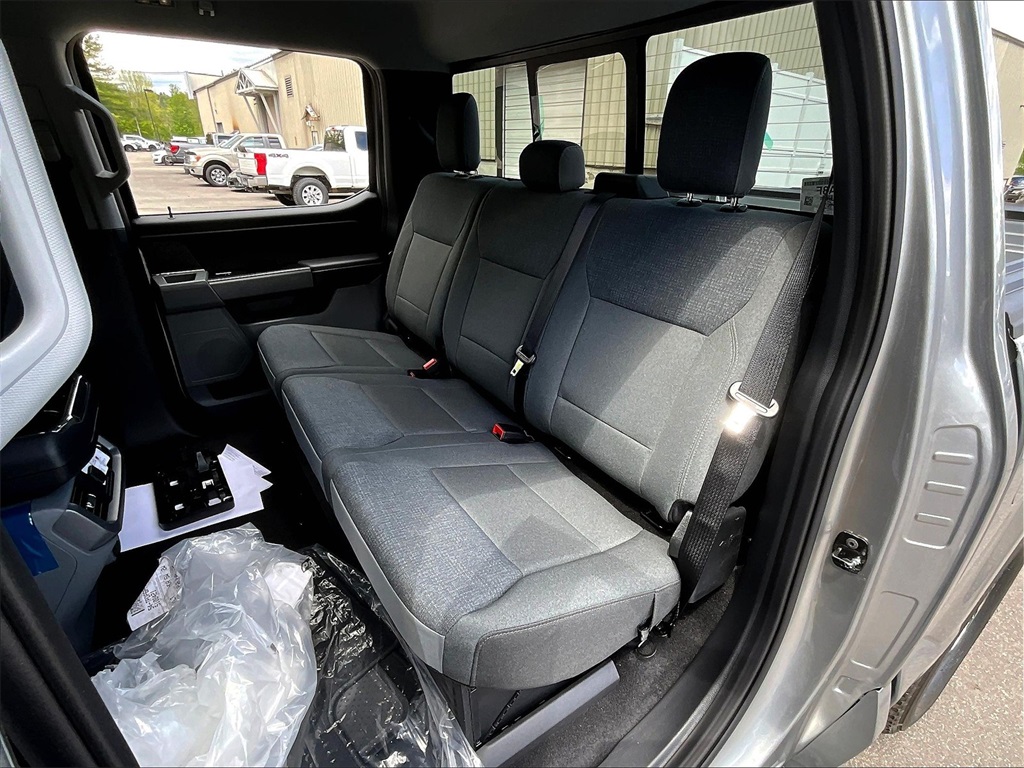 2025 Ford F-150 XLT - Photo 10