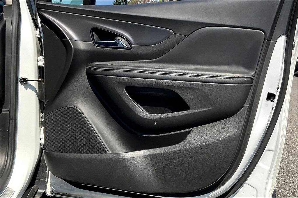 2018 Buick Encore Essence - Photo 11