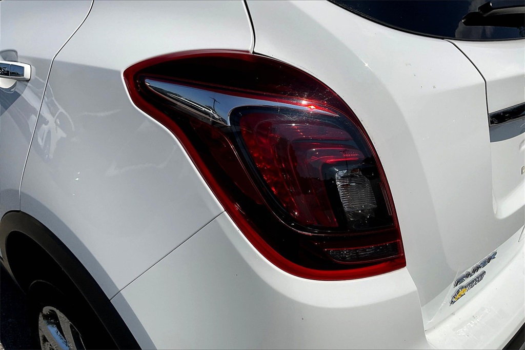 2018 Buick Encore Essence - Photo 31