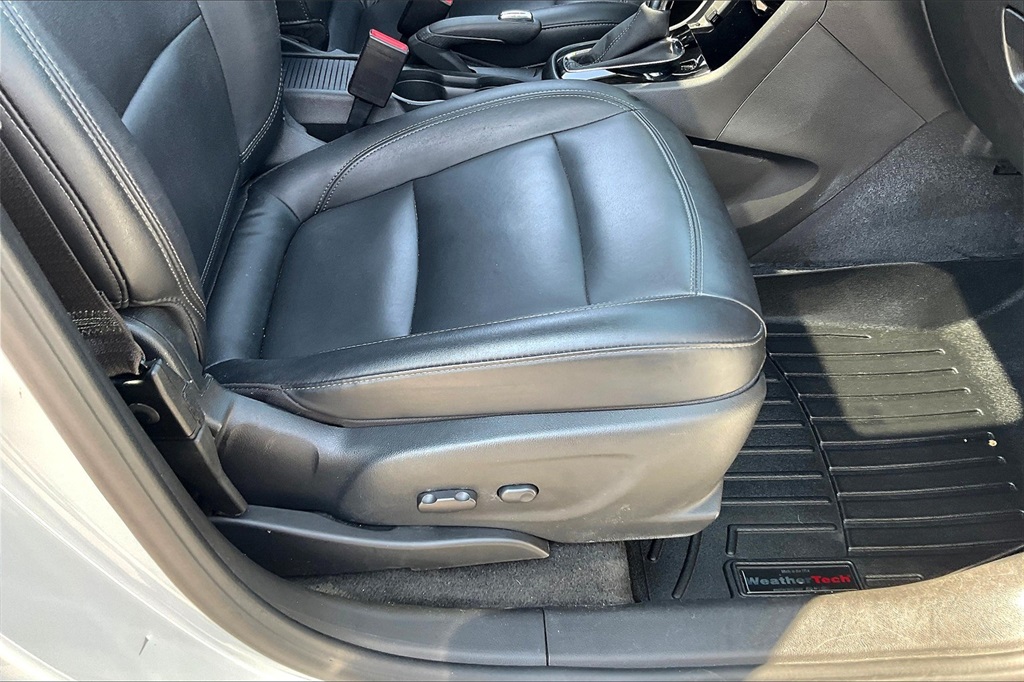 2018 Buick Encore Essence - Photo 35