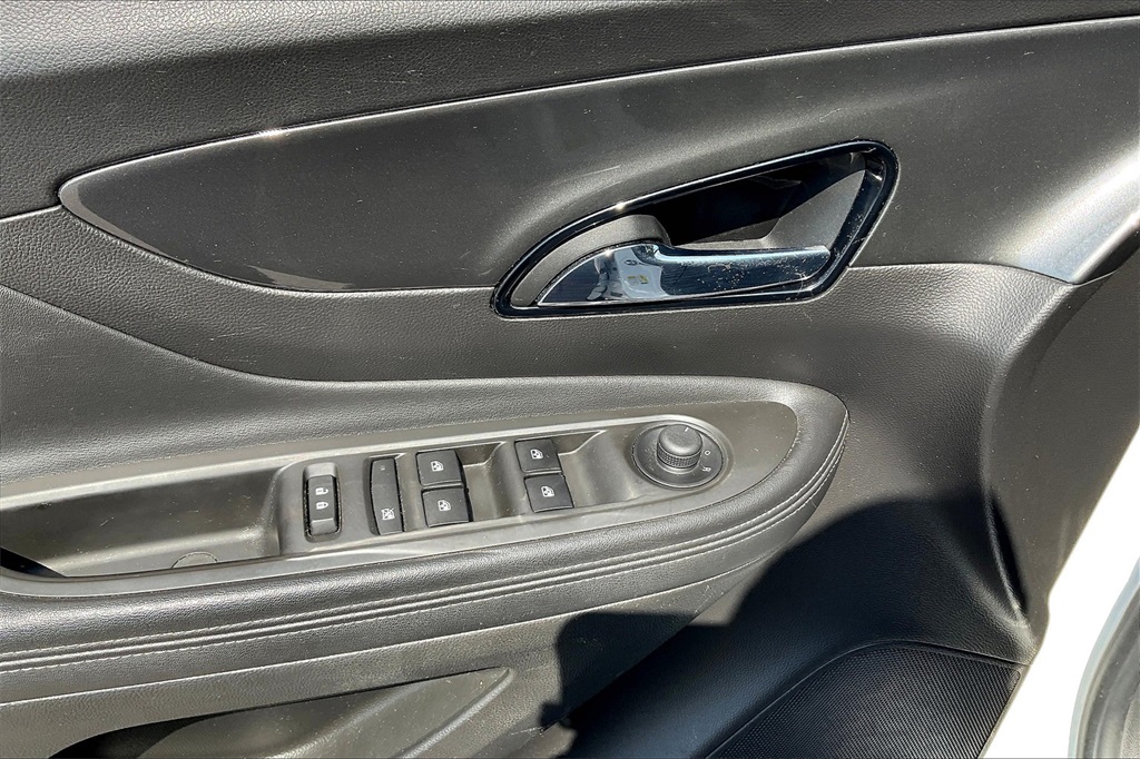 2018 Buick Encore Essence - Photo 36