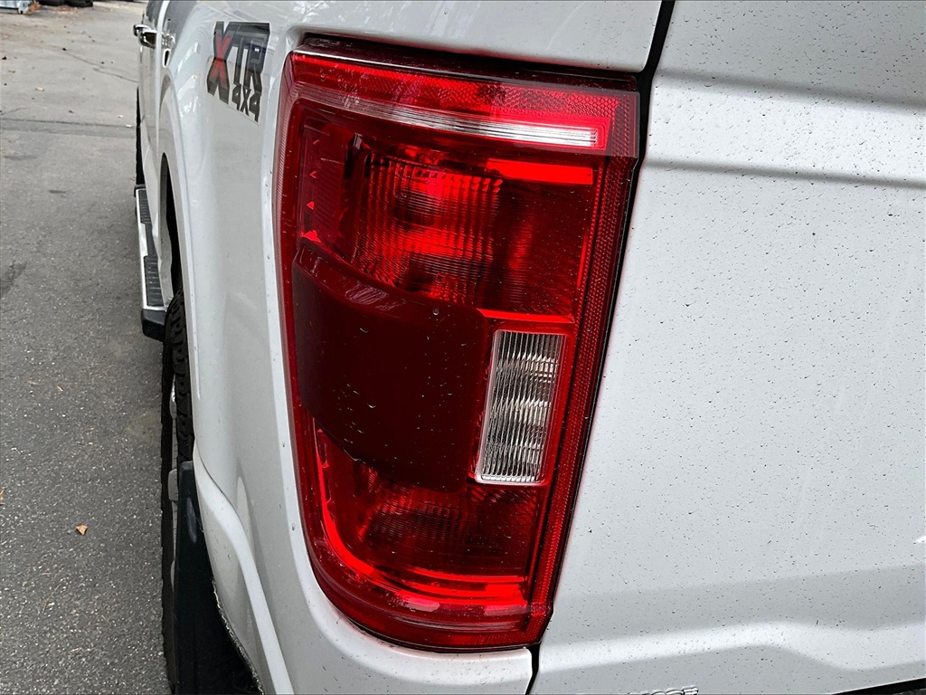 2022 Ford F-150 XL - Photo 34