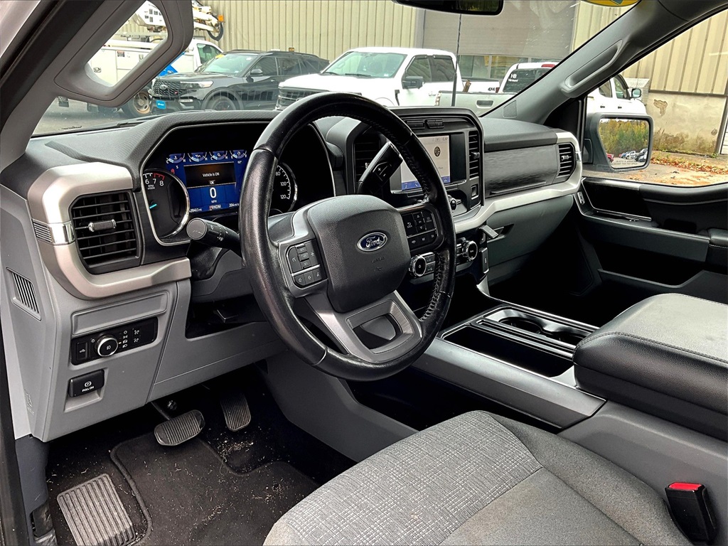 2022 Ford F-150 XL - Photo 8