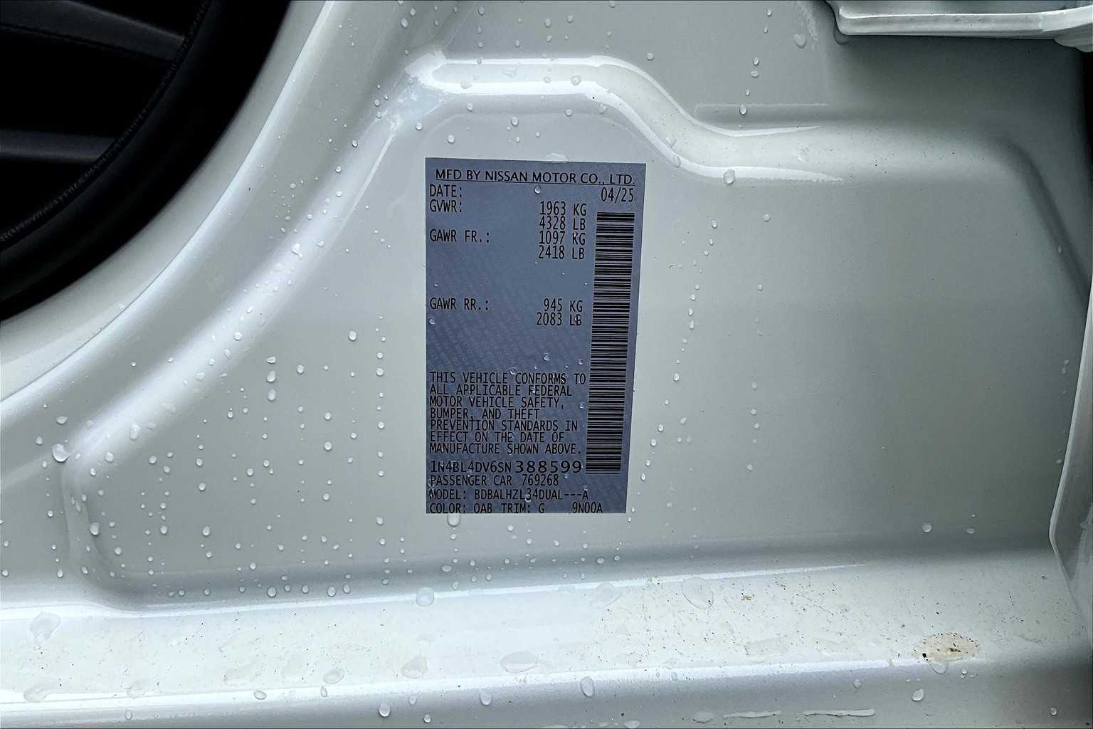 2025 Nissan Altima SV - Photo 17