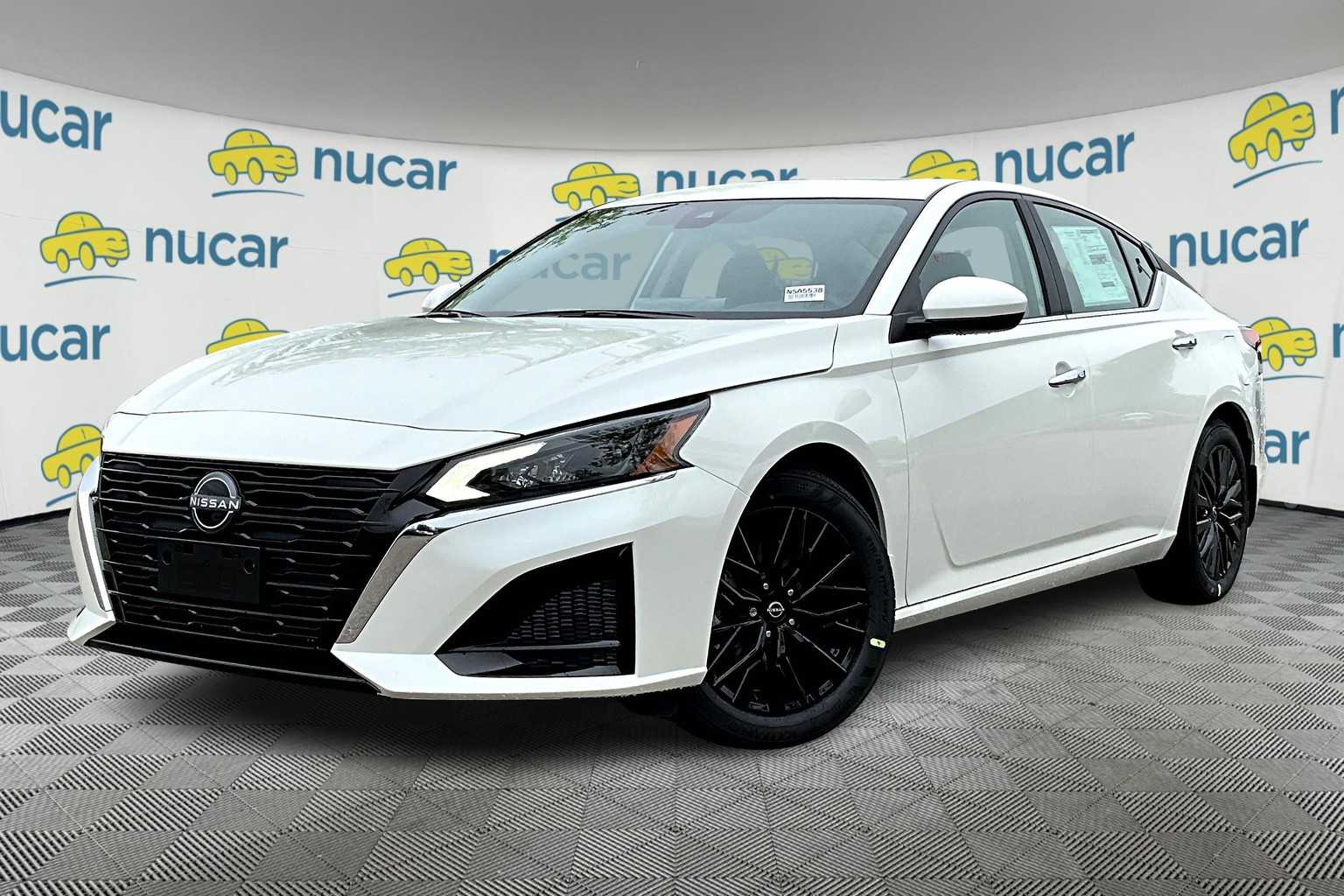 2025 Nissan Altima SV - Photo 4