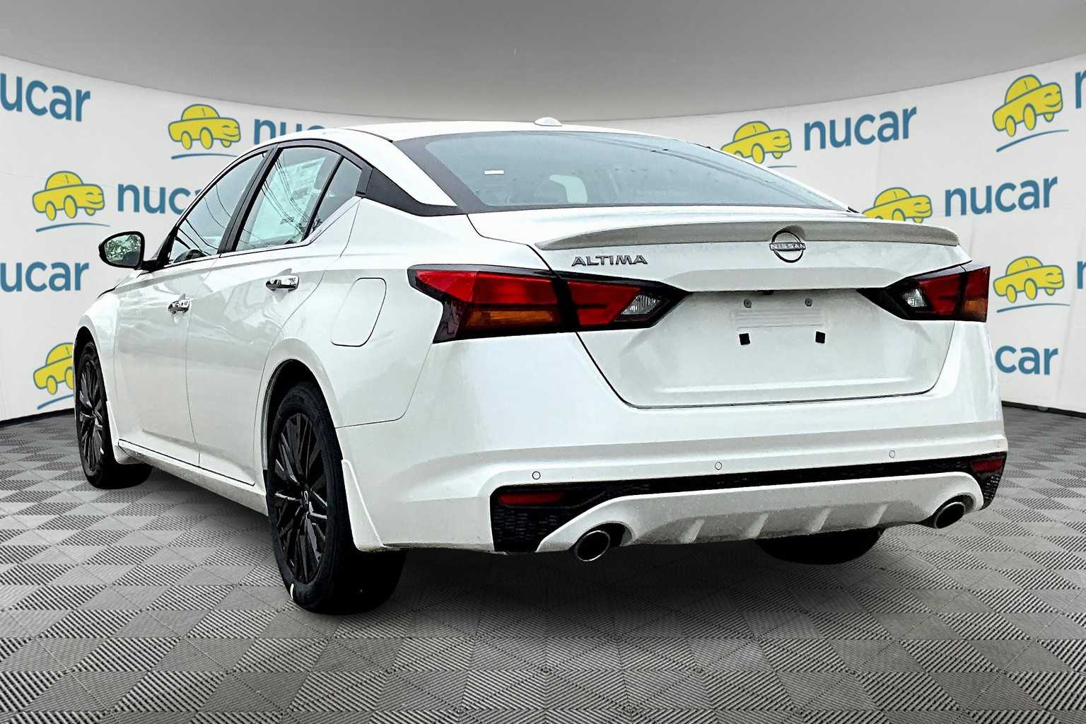 2025 Nissan Altima SV - Photo 5