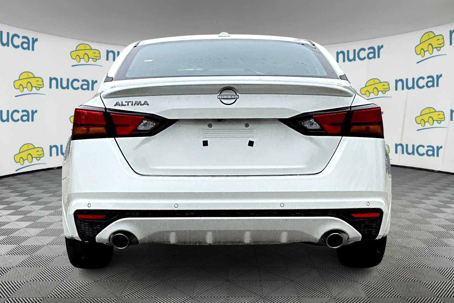 2025 Nissan Altima SV - Photo 6