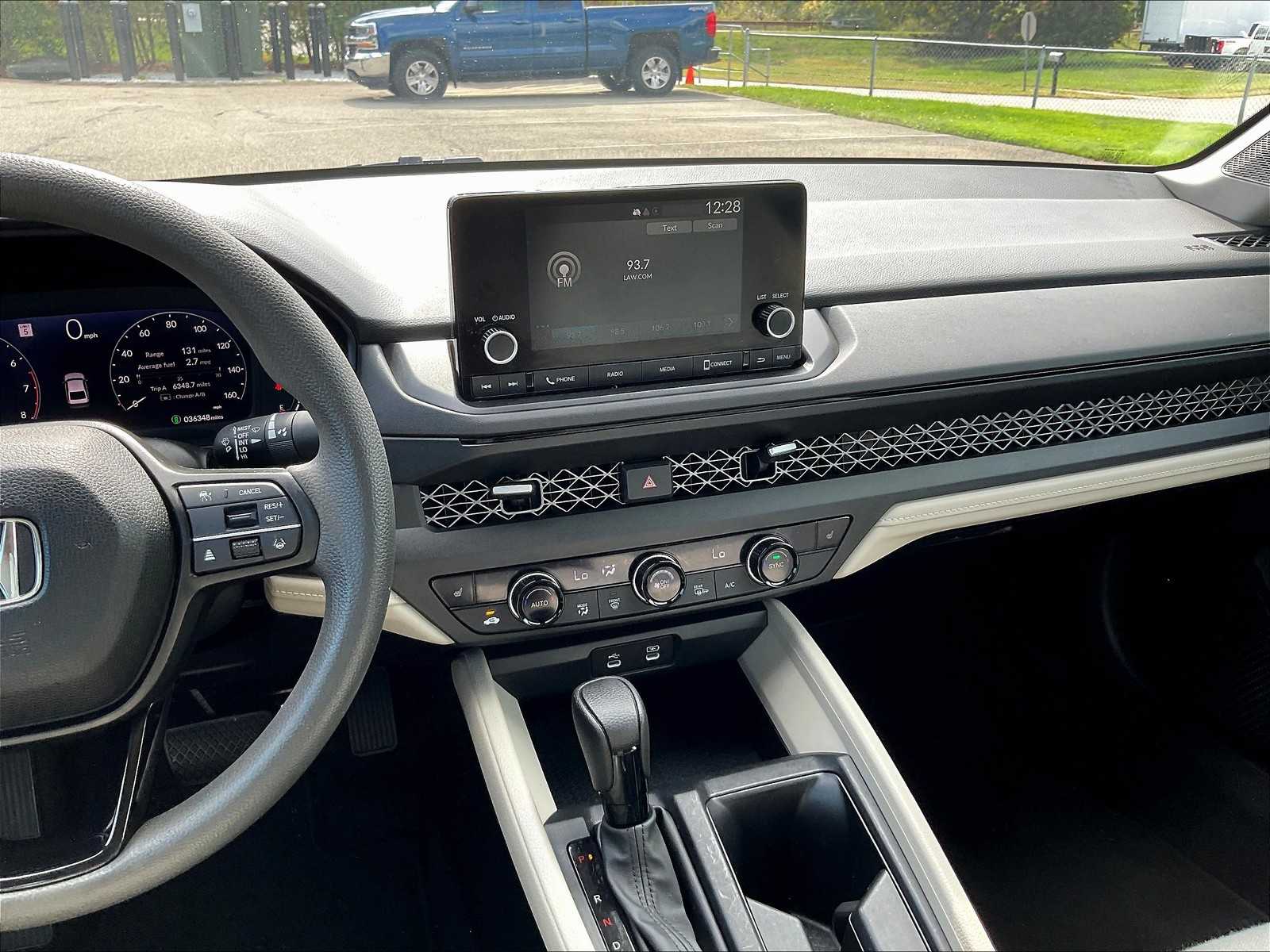 2023 Honda Accord EX - Photo 18