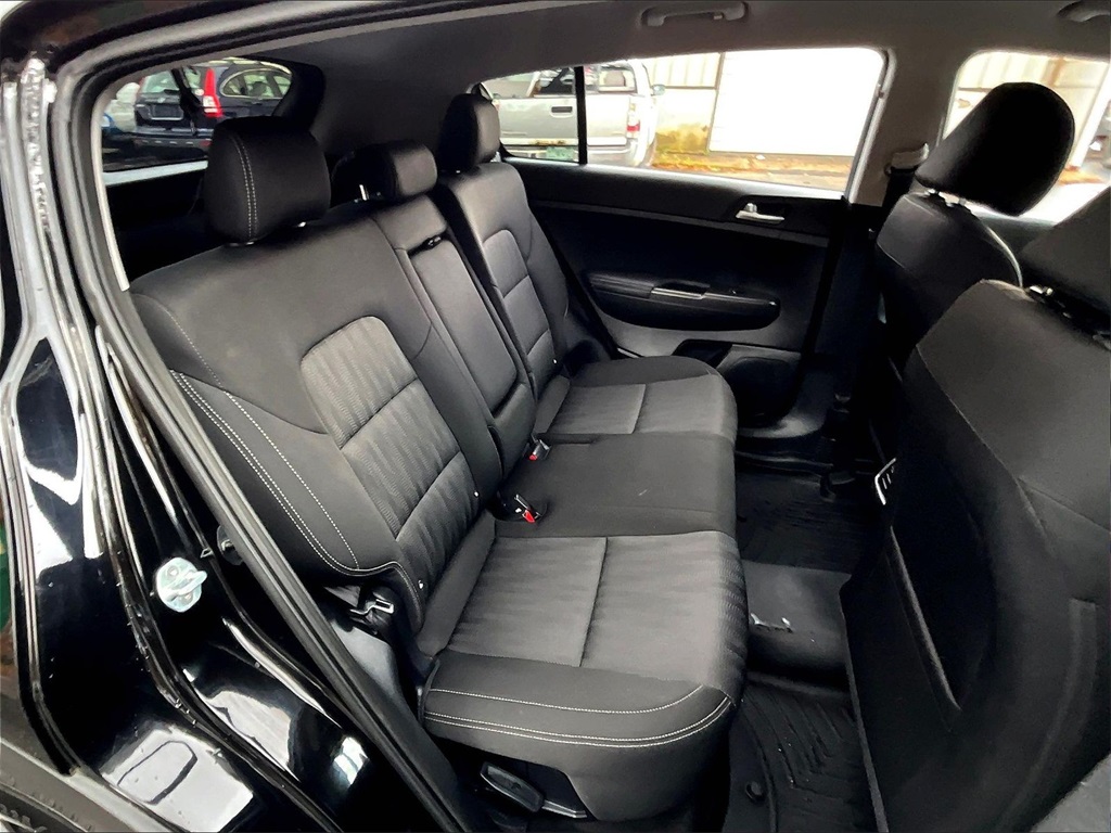 2020 Kia Sportage LX - Photo 16