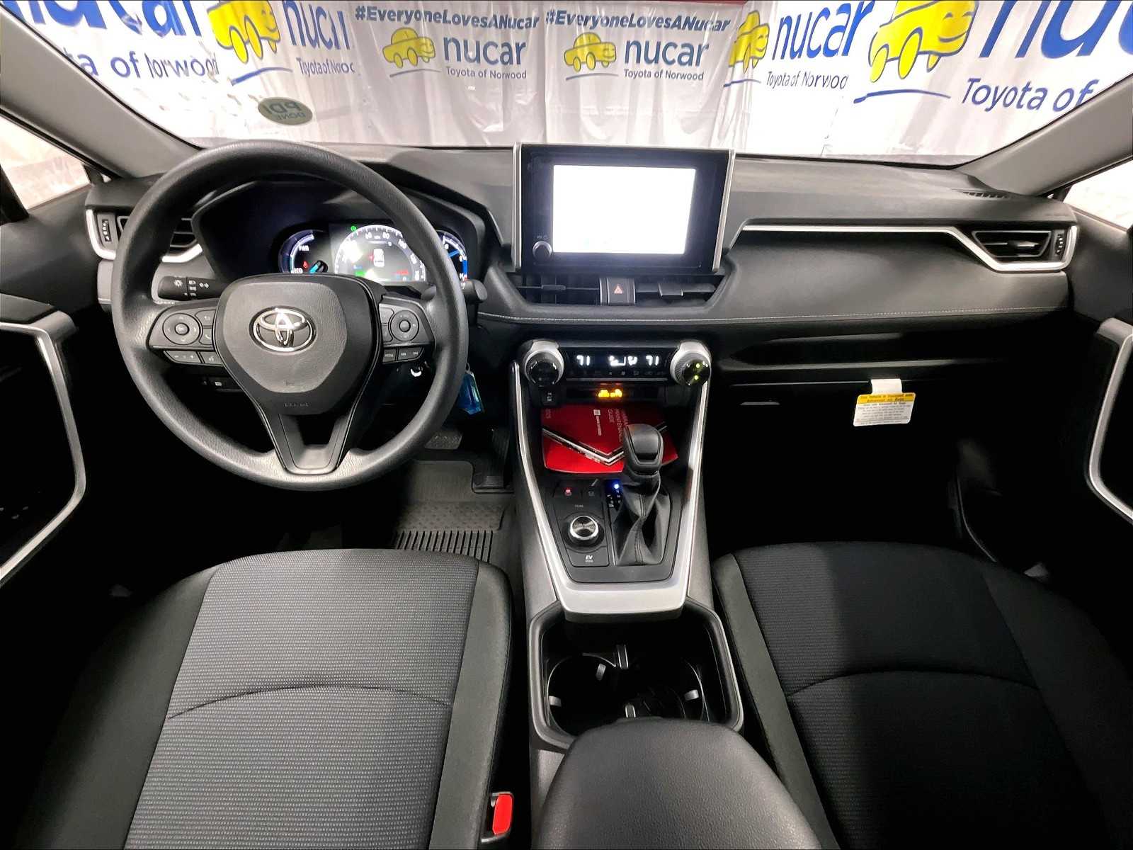 2025 Toyota RAV4 Hybrid LE - Photo 12