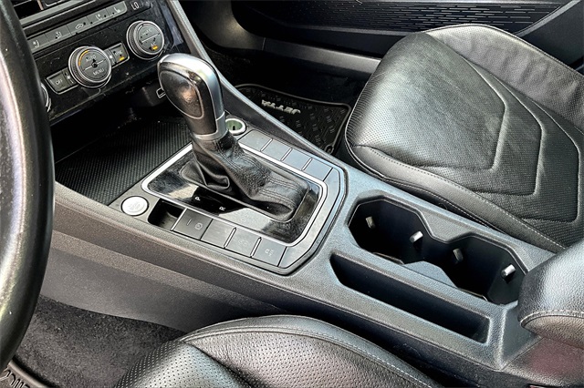 2019 Volkswagen Jetta SEL Premium - Photo 19