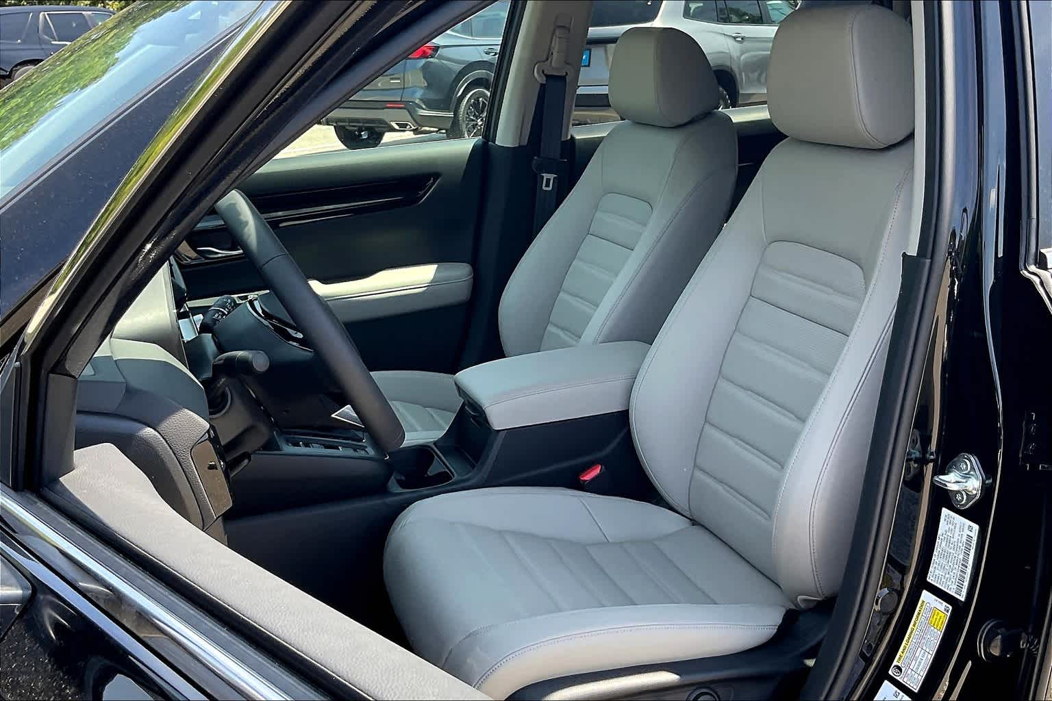 2025 Honda CR-V EX-L - Photo 11