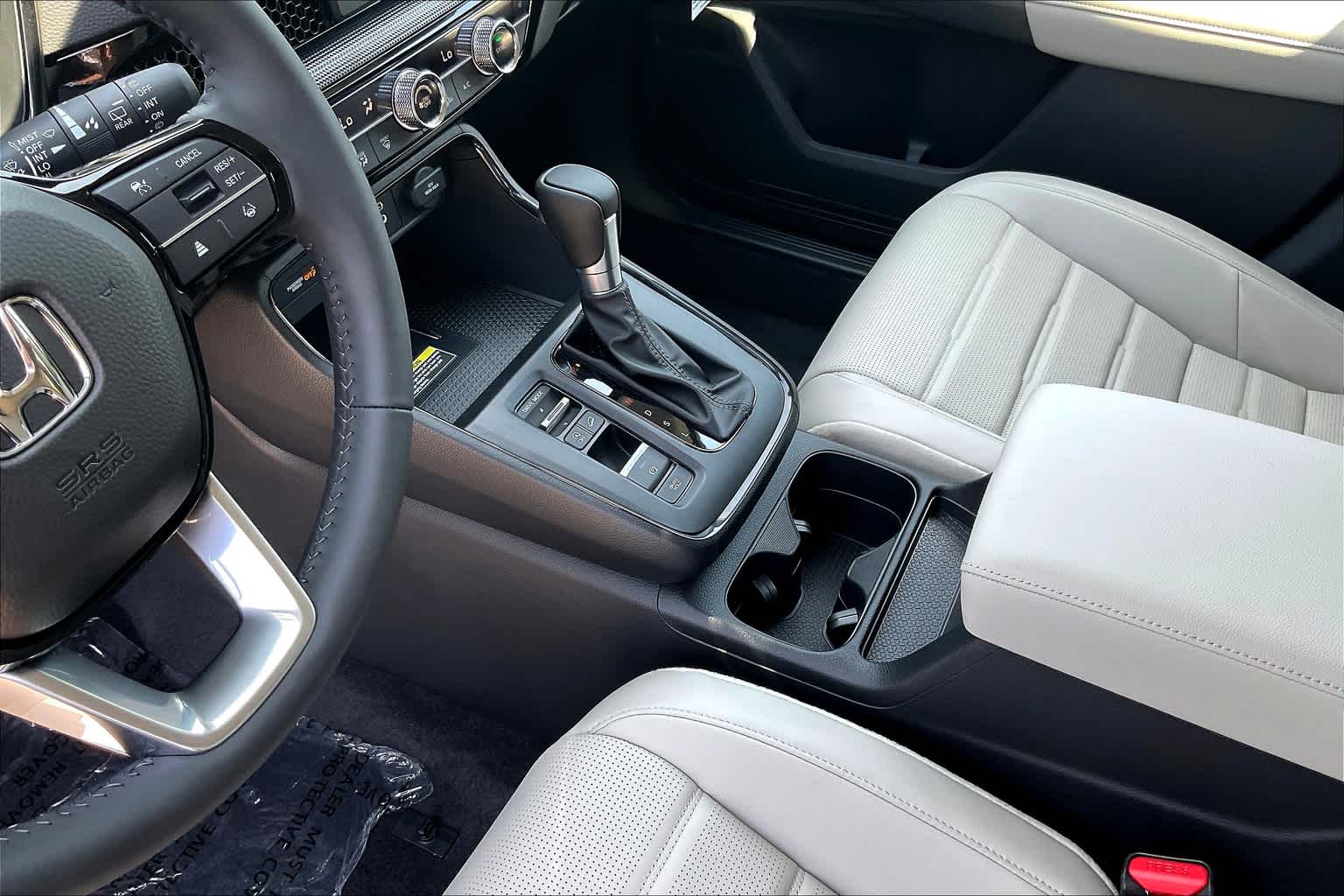 2025 Honda CR-V EX-L - Photo 14