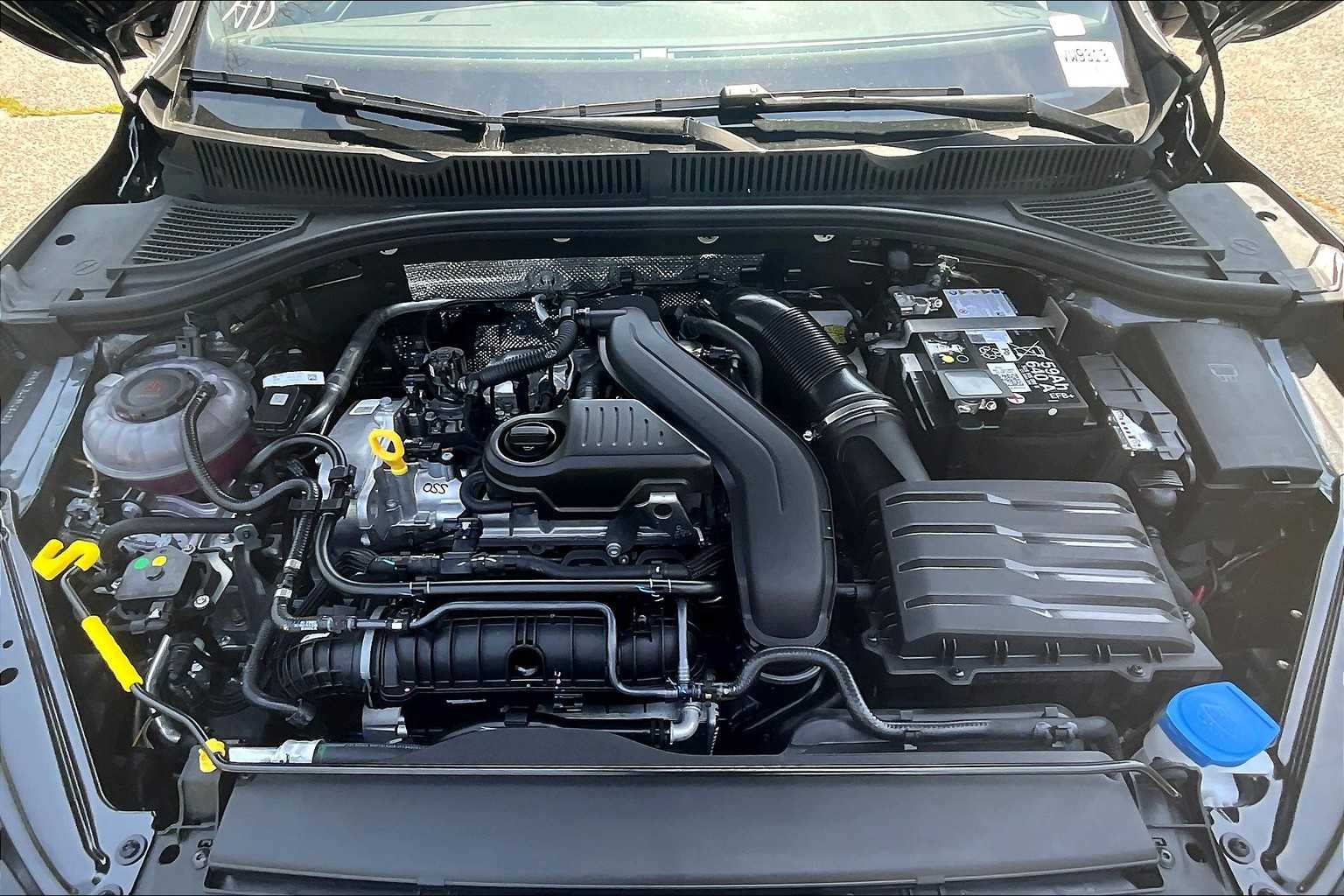 2025 Volkswagen Jetta Sport - Photo 16