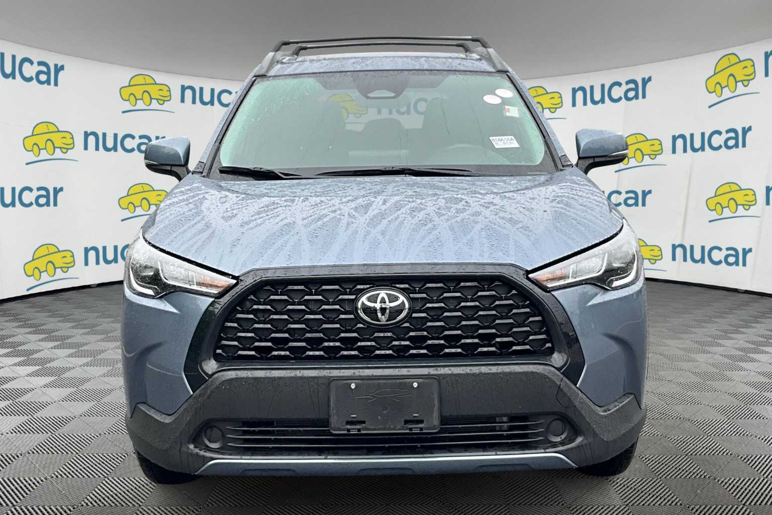 2023 Toyota Corolla Cross LE - Photo 2
