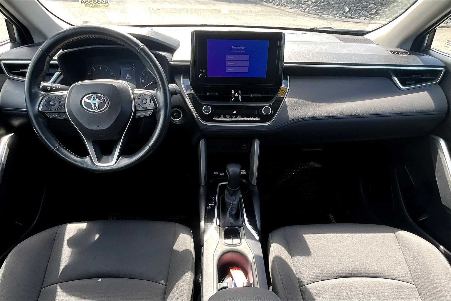 2023 Toyota Corolla Cross LE - Photo 21