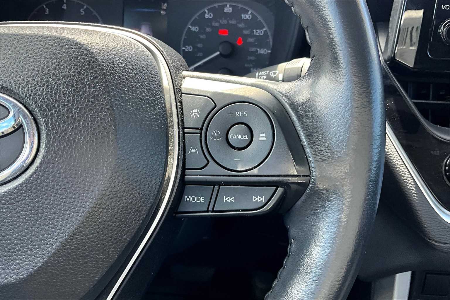 2023 Toyota Corolla Cross LE - Photo 24