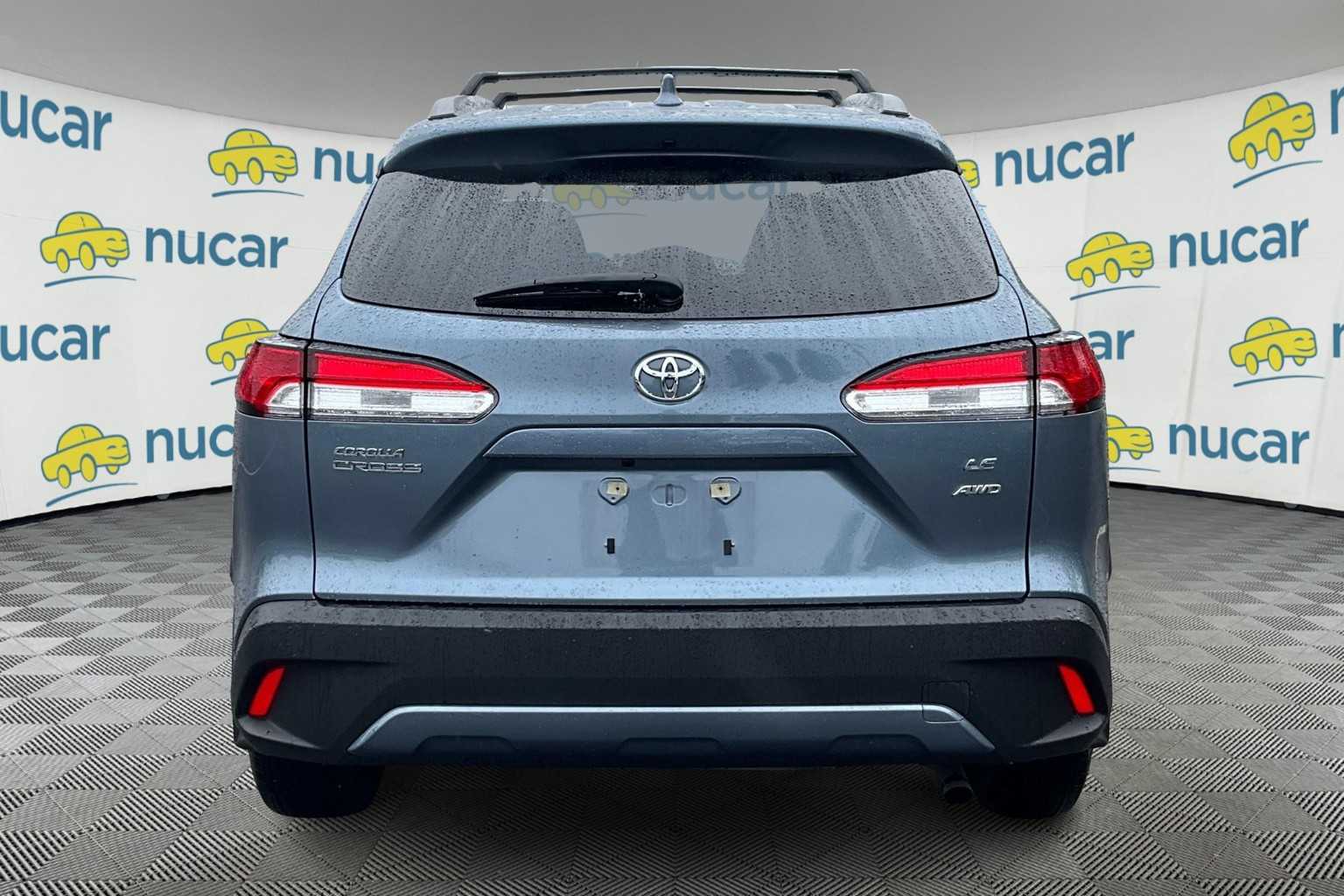2023 Toyota Corolla Cross LE - Photo 3