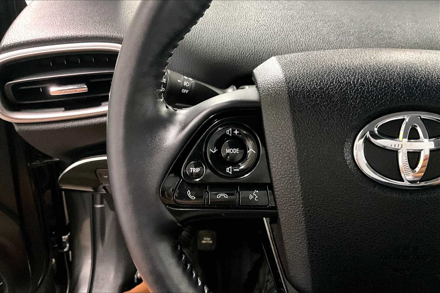 2020 Toyota Prius Prime Limited - Photo 22
