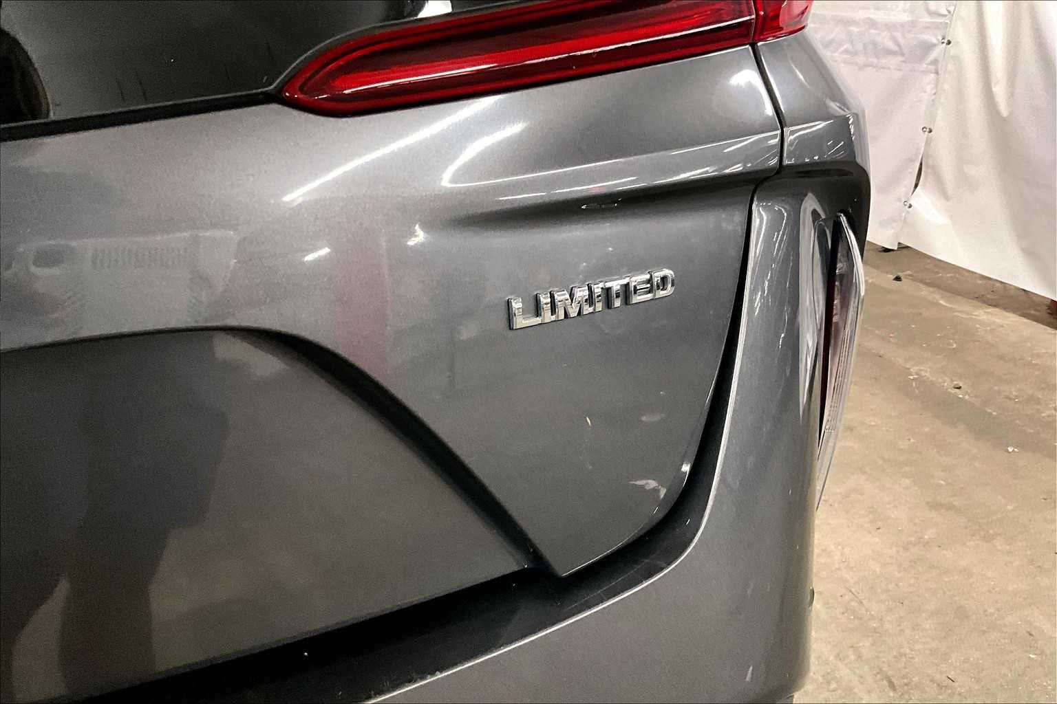 2020 Toyota Prius Prime Limited - Photo 25