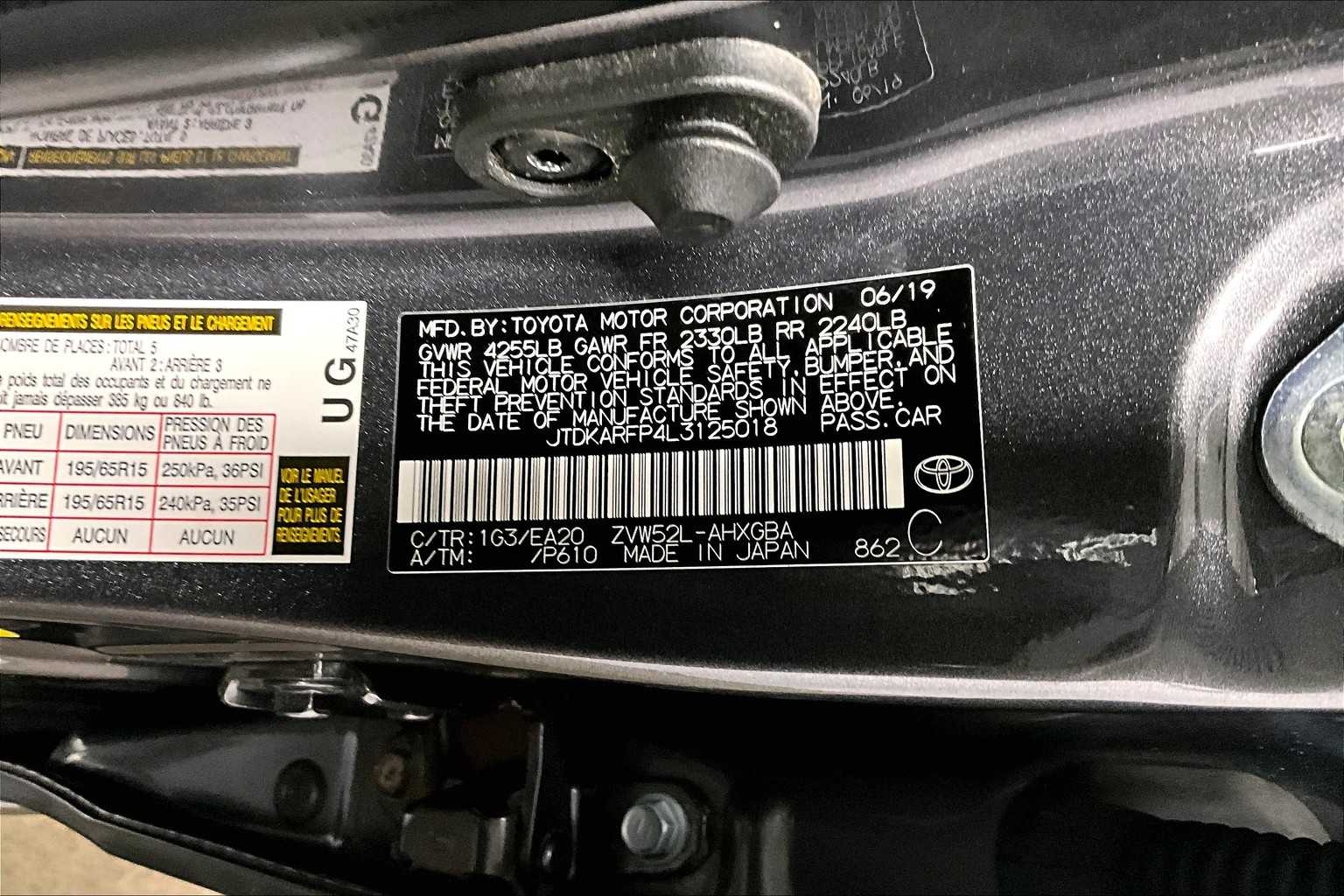 2020 Toyota Prius Prime Limited - Photo 31