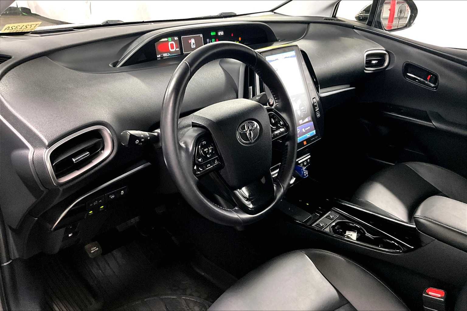 2020 Toyota Prius Prime Limited - Photo 8