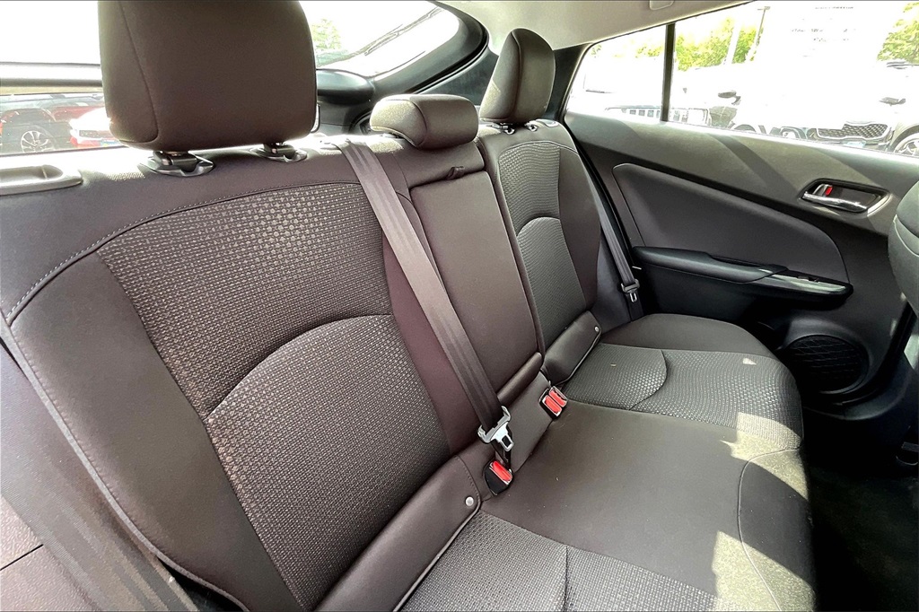 2021 Toyota Prius LE AWD-e - Photo 15