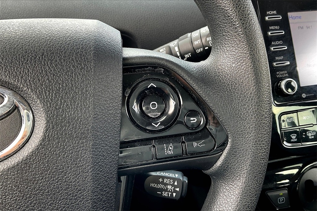 2021 Toyota Prius LE AWD-e - Photo 22