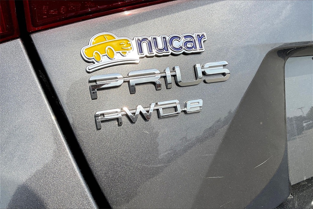 2021 Toyota Prius LE AWD-e - Photo 27