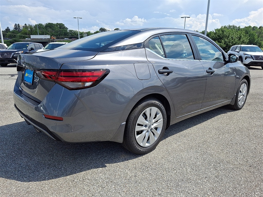 2025 Nissan Sentra S - Photo 4