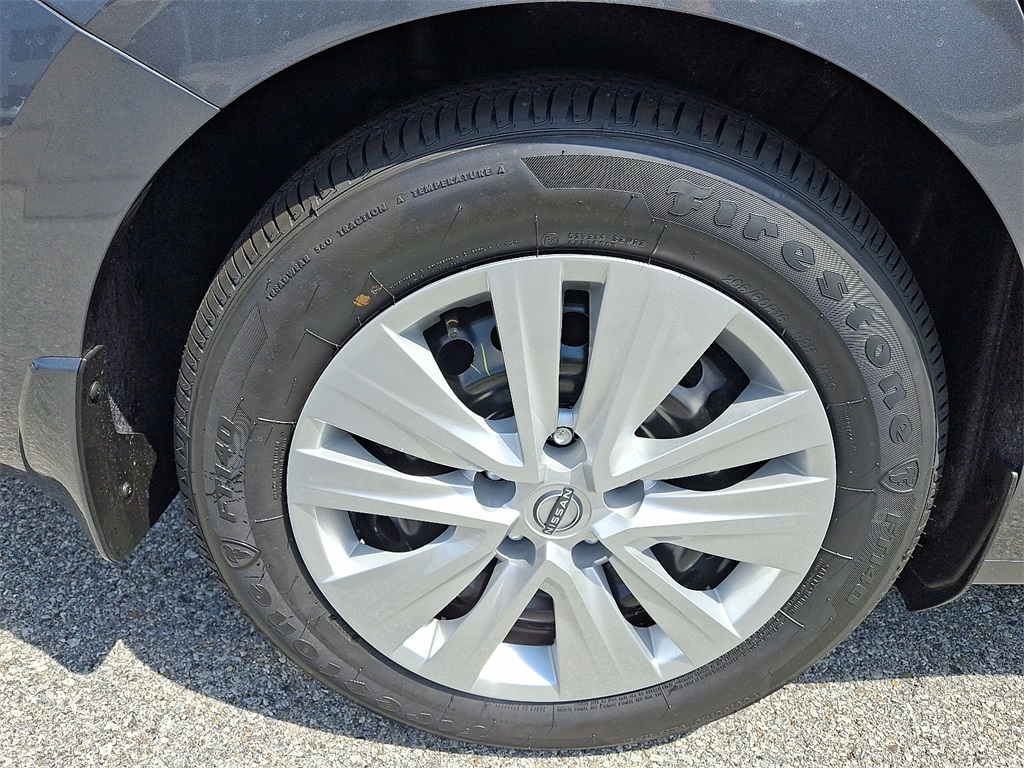 2025 Nissan Sentra S - Photo 5