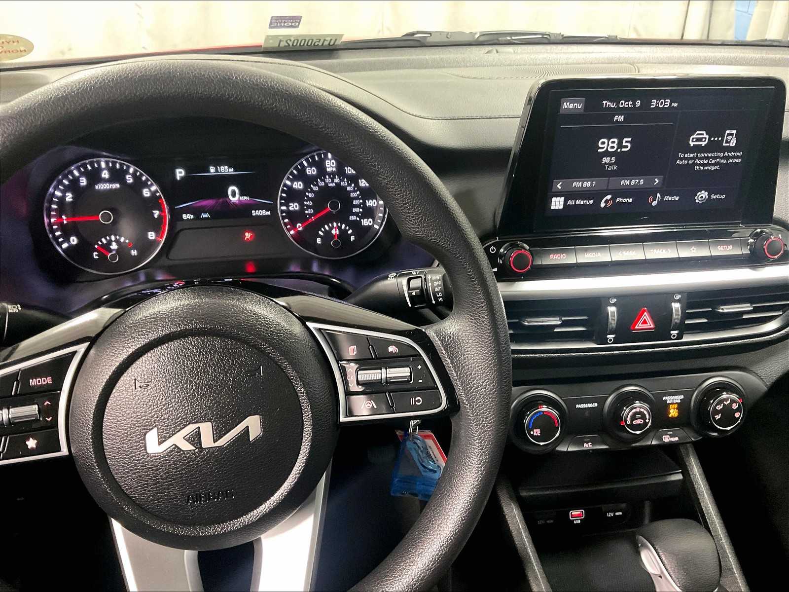 2023 Kia Forte LXS - Photo 18