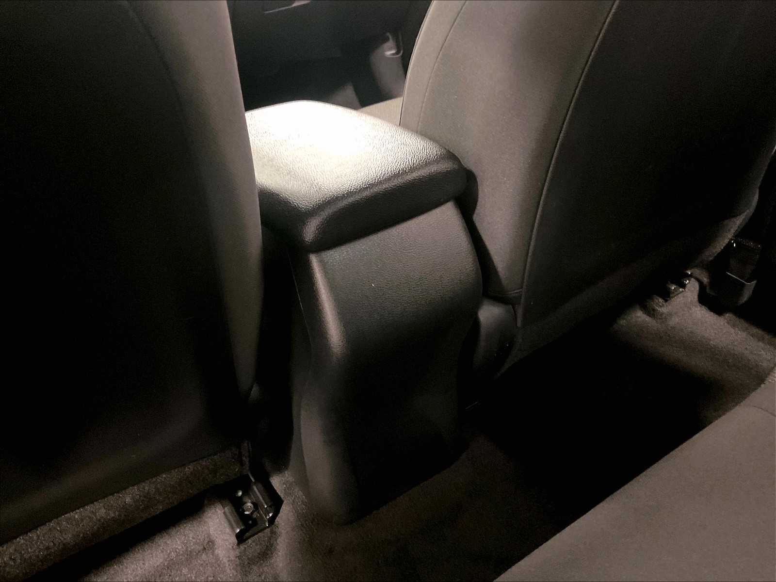 2023 Kia Forte LXS - Photo 27