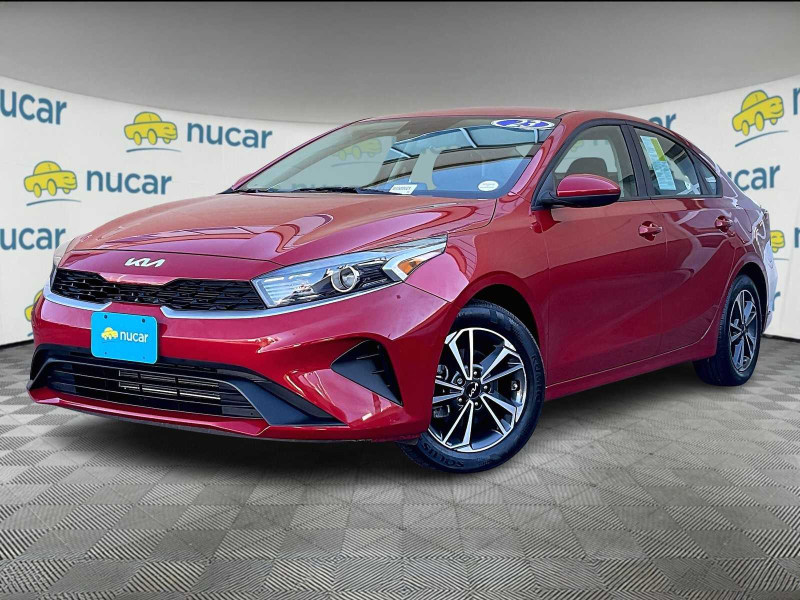2023 Kia Forte LXS - Photo 3