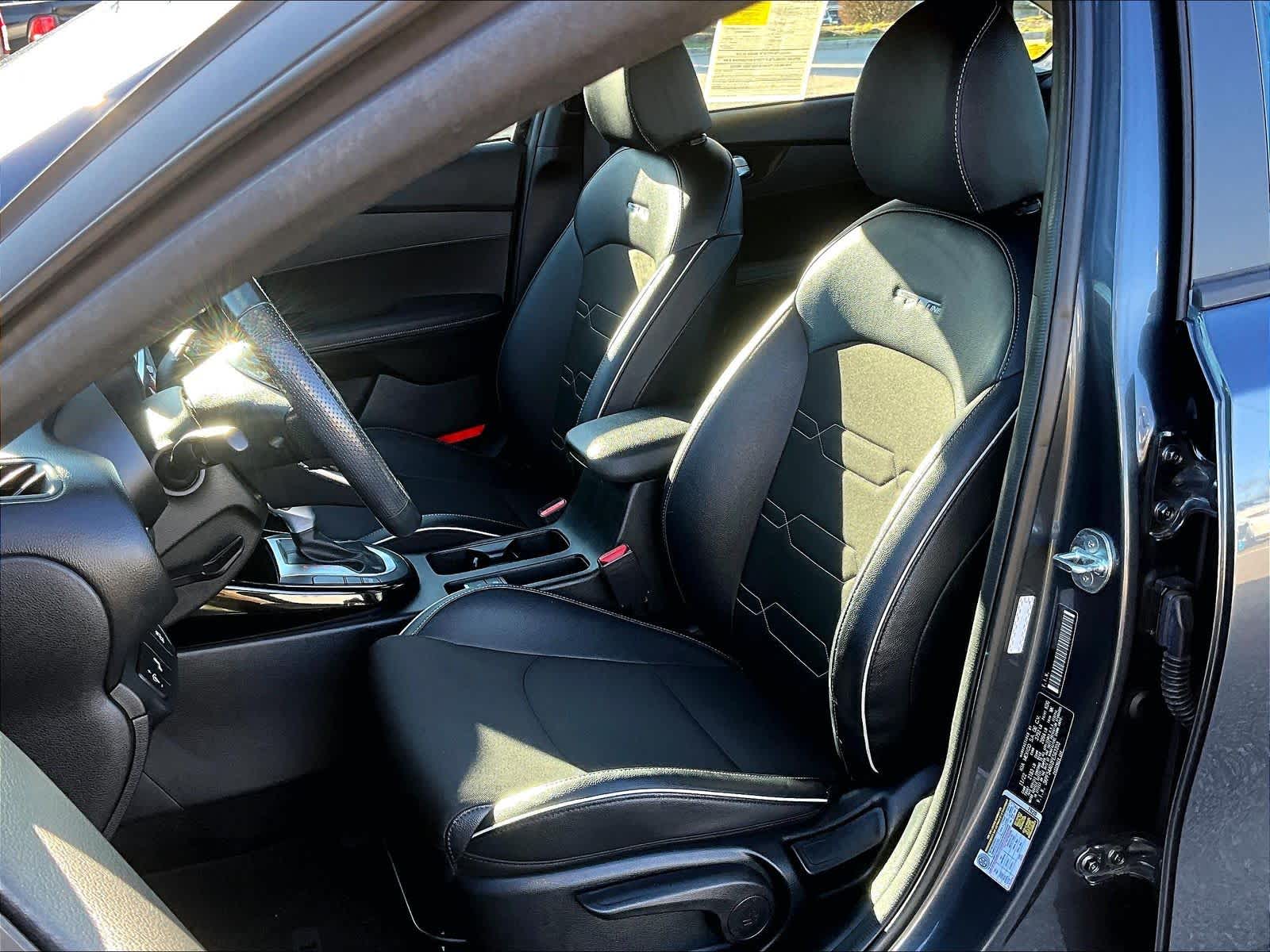 2023 Kia Forte GT-Line - Photo 10