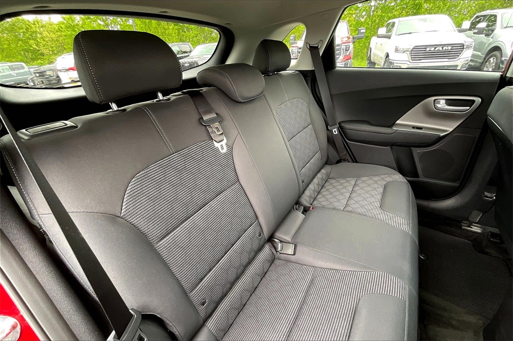 2021 Kia Niro LX - Photo 15