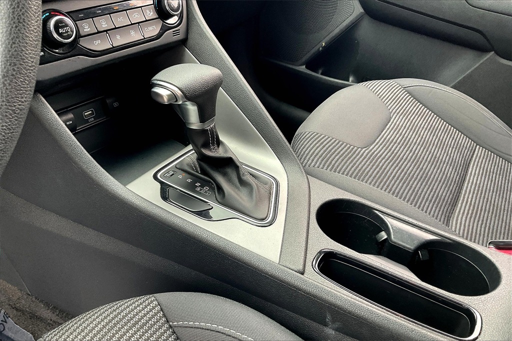 2021 Kia Niro LX - Photo 19