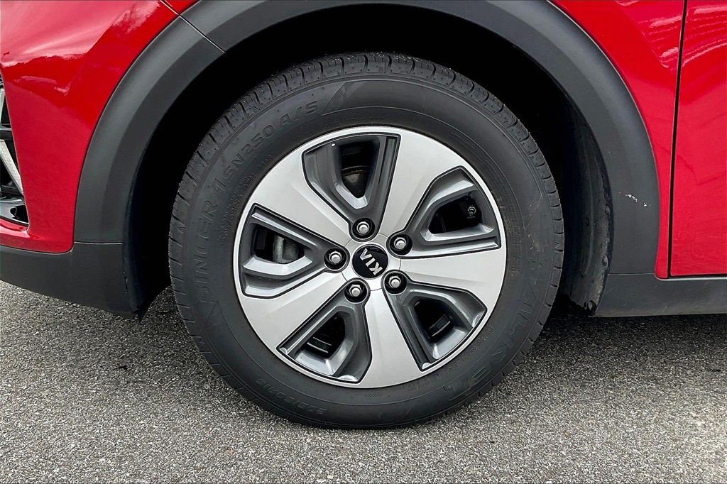 2021 Kia Niro LX - Photo 7