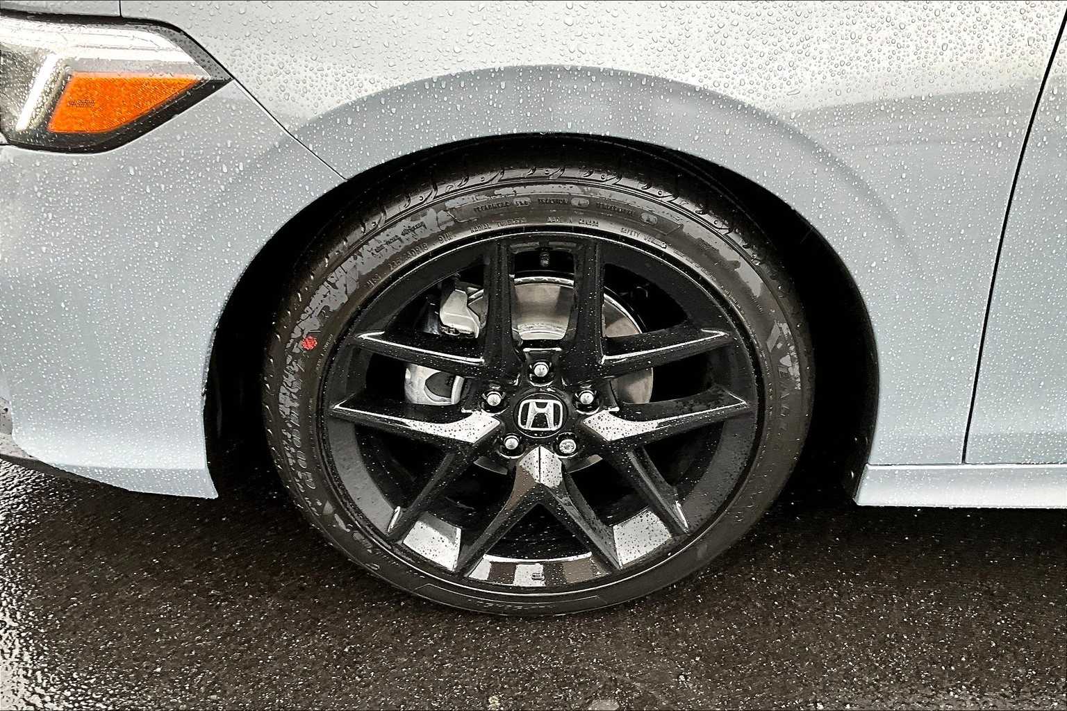 2026 Honda Civic Sport - Photo 8