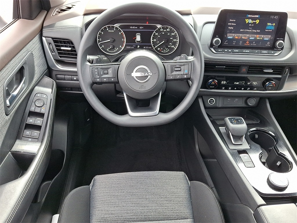 2023 Nissan Rogue SV - Photo 12