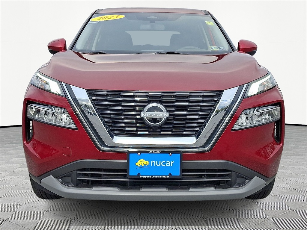 2023 Nissan Rogue SV - Photo 2