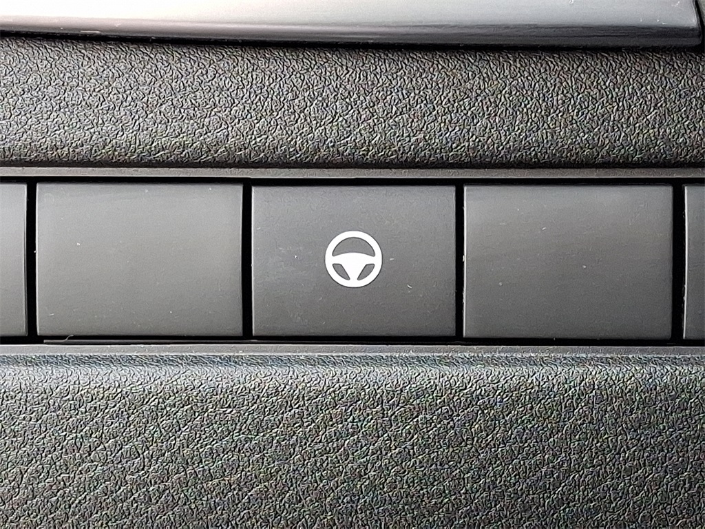 2023 Nissan Rogue SV - Photo 25