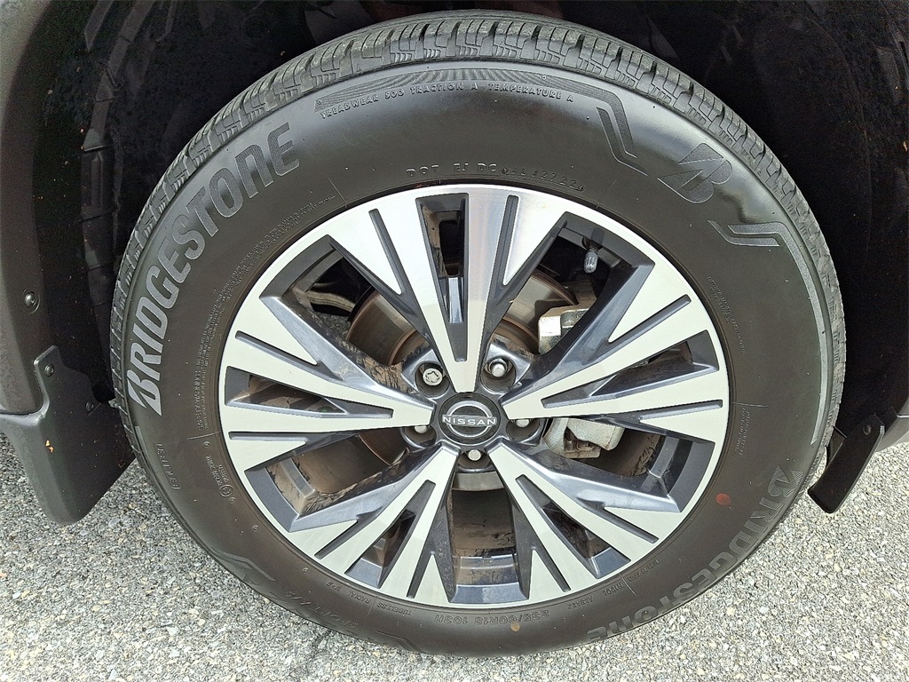 2023 Nissan Rogue SV - Photo 9