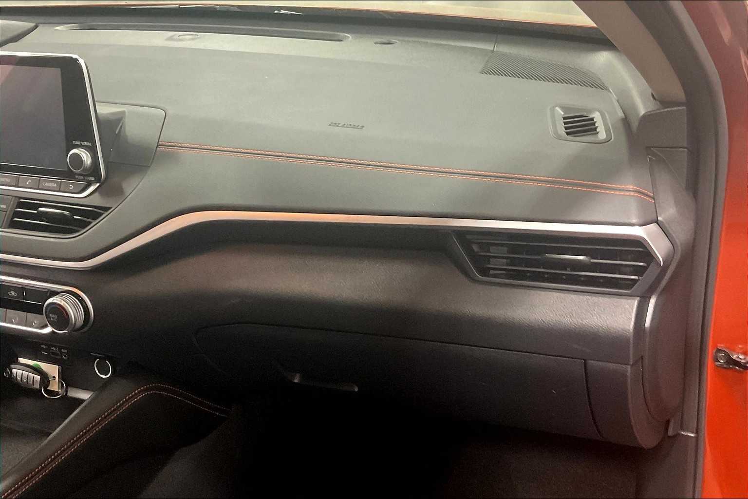 2022 Nissan Altima 2.5 SR - Photo 13