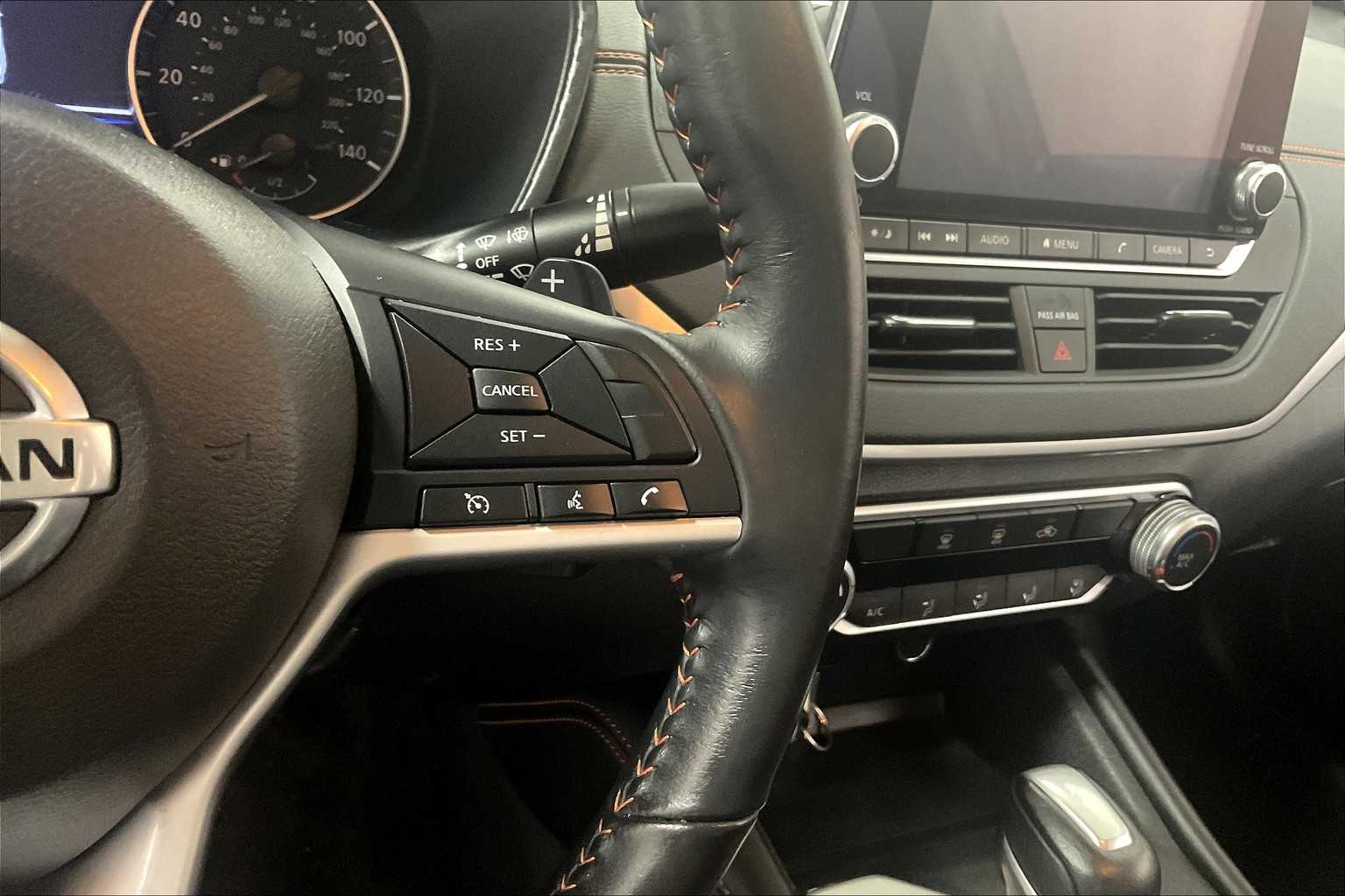 2022 Nissan Altima 2.5 SR - Photo 23