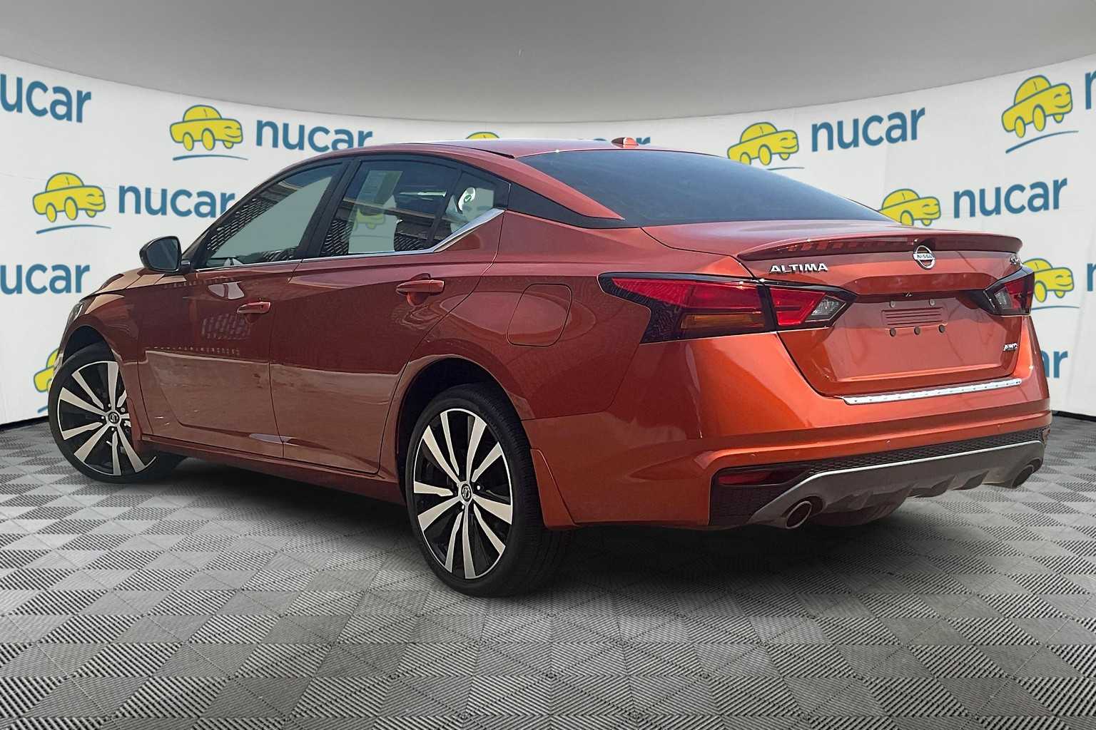 2022 Nissan Altima 2.5 SR - Photo 4